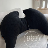 Joy Flügelkissen Black Sheep Lammfell Optik | Limitierte Auflage